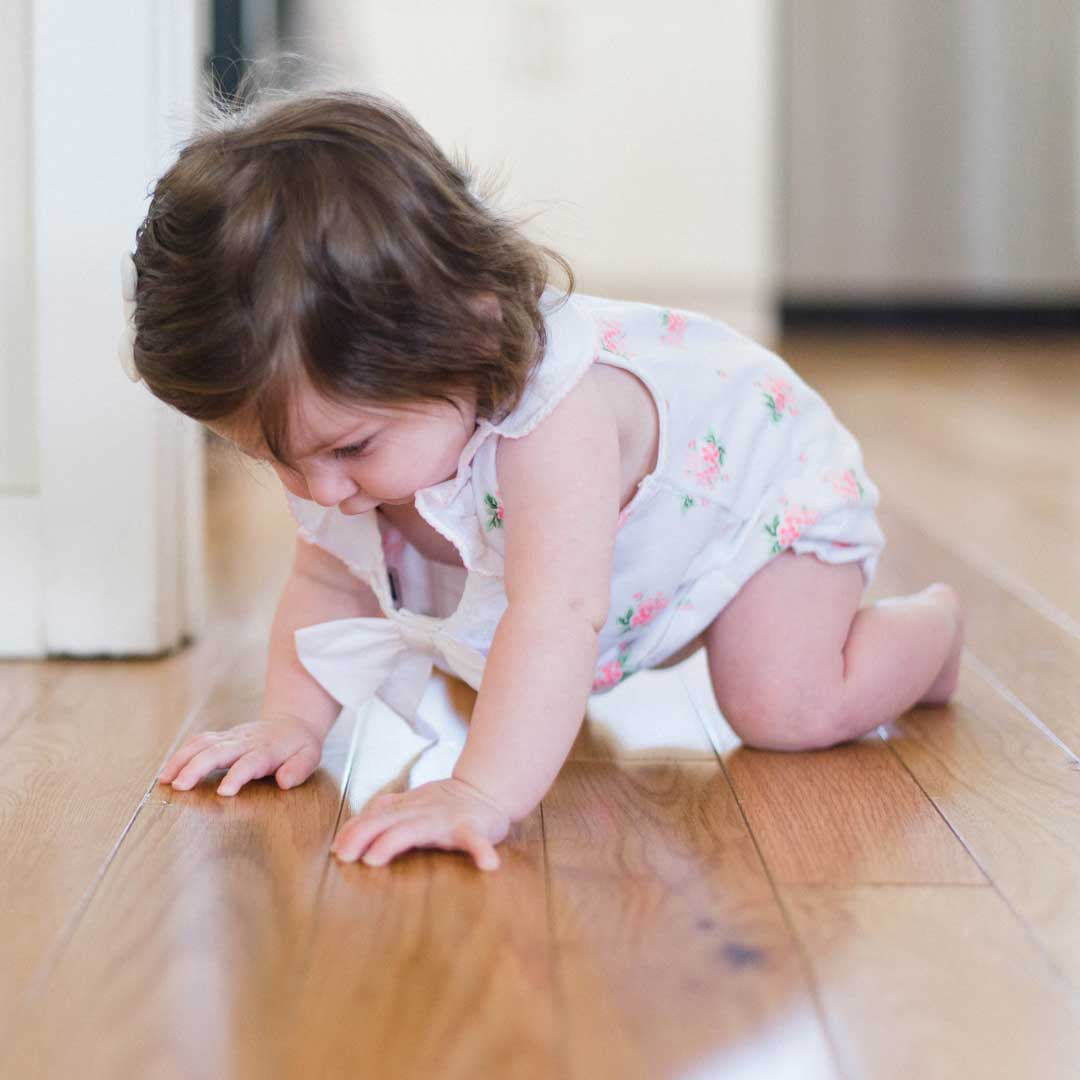 prawidłowy rozwój wpływa na prawidłowe kształtowanie się łuków stopy u dzieci